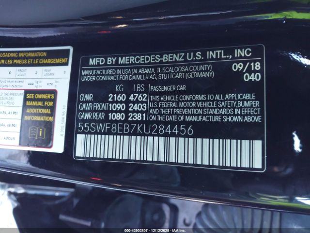 Mercedes-Benz C-Class 4matic Image 8