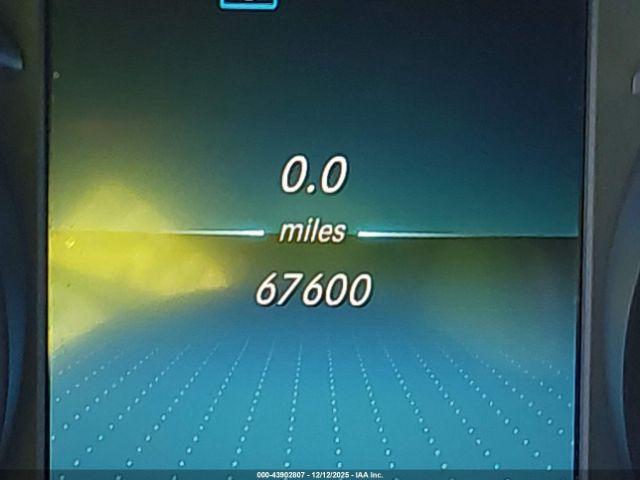 Mercedes-Benz C-Class 4matic Image 7