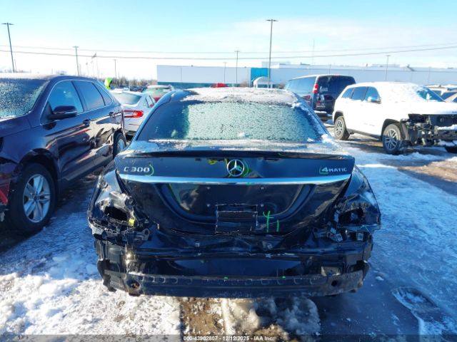 Mercedes-Benz C-Class 4matic Image 3