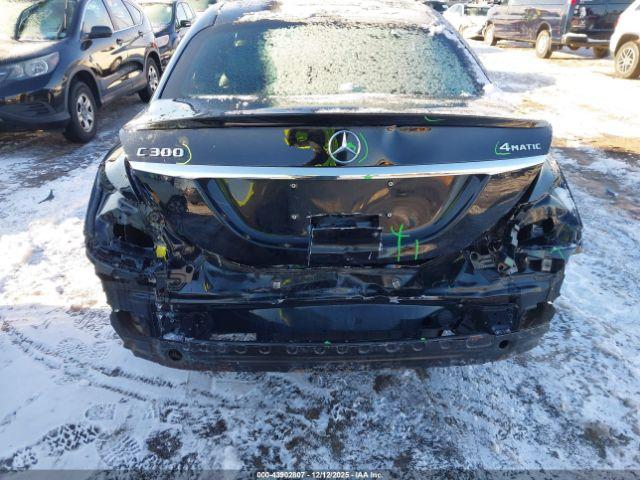 Mercedes-Benz C-Class 4matic Image 2