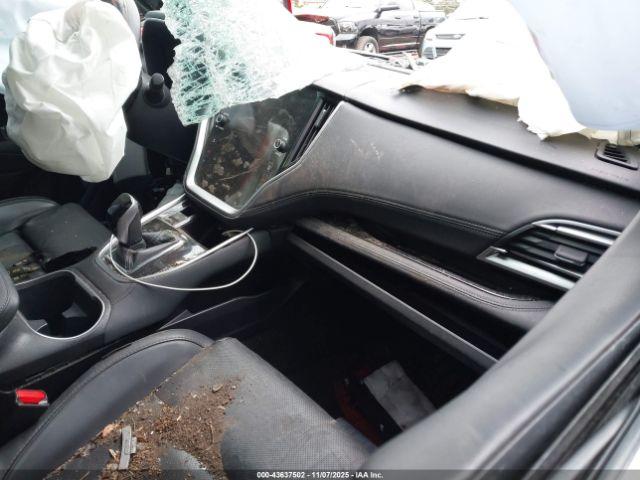 Subaru Outback Limited Image 2