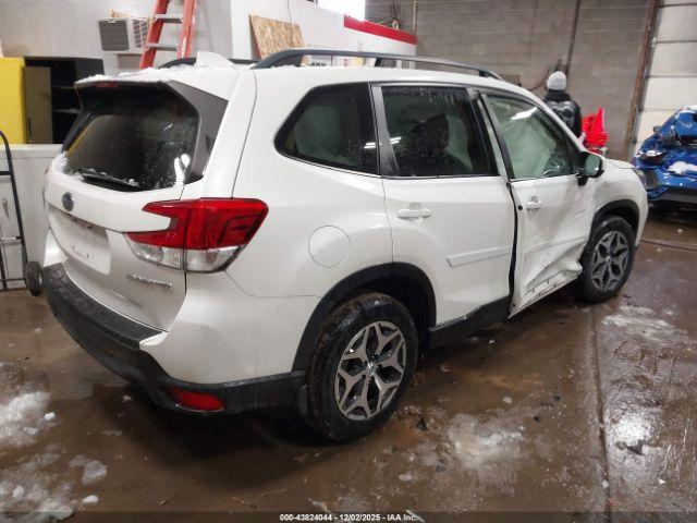 Subaru Forester Premium Image 3