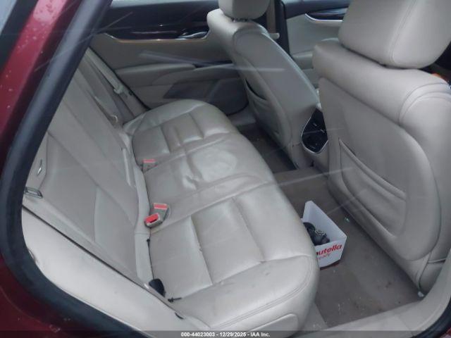 Cadillac XTS Luxury Image 6