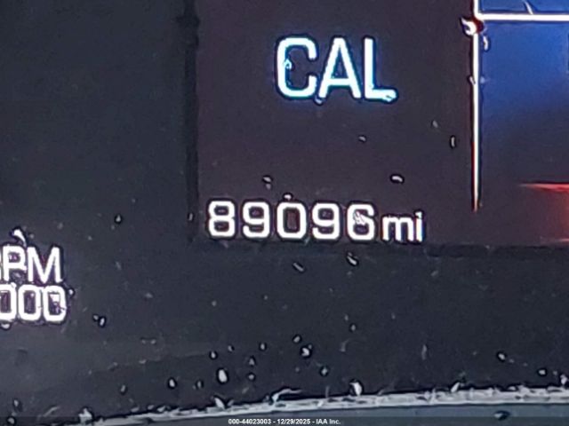 Cadillac XTS Luxury Image 12