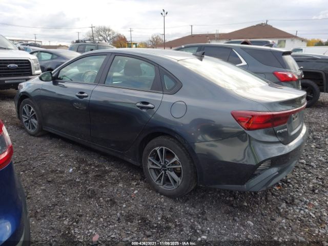 Kia Forte Lxs Image 10