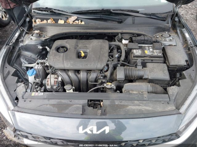 Kia Forte Lxs Image 15
