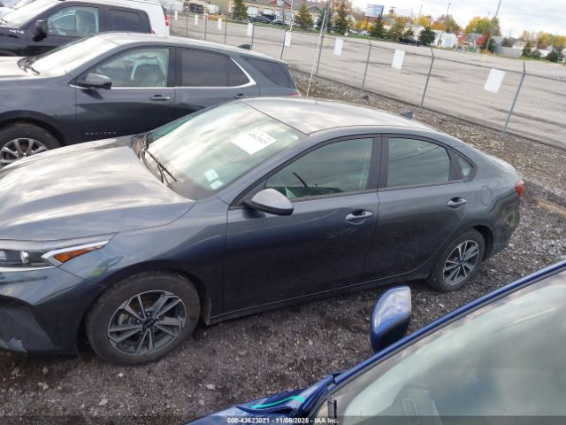 Kia Forte Lxs Image 3