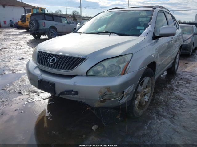 Lexus RX Image 4