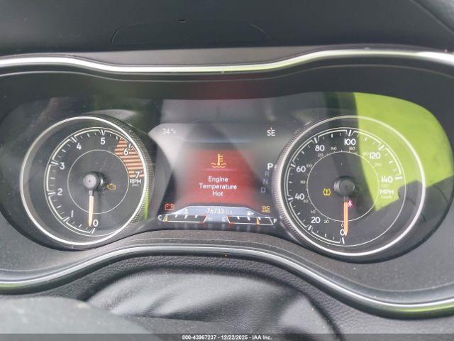 Jeep Cherokee Limited 4x4 Image 8