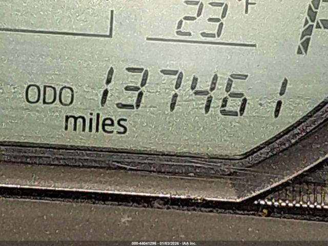 Toyota RAV4 Xle Image 2